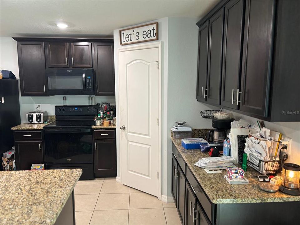 待售: $349,900 (3 贝兹, 2 浴室, 1456 平方英尺)