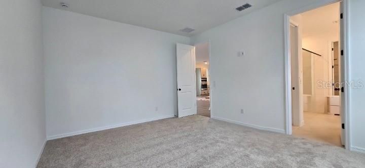 На продажу: $559,551 (4 спален, 2 ванн, 2015 Квадратных фут)