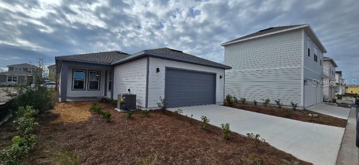 На продажу: $559,551 (4 спален, 2 ванн, 2015 Квадратных фут)