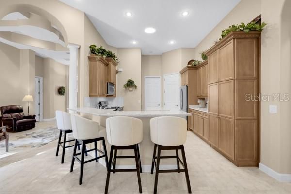 For Sale: $599,000 (3 beds, 3 baths, 2405 Square Feet)