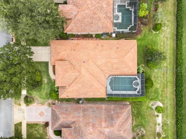 For Sale: $599,000 (3 beds, 3 baths, 2405 Square Feet)