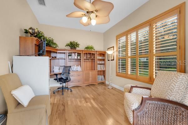 For Sale: $599,000 (3 beds, 3 baths, 2405 Square Feet)