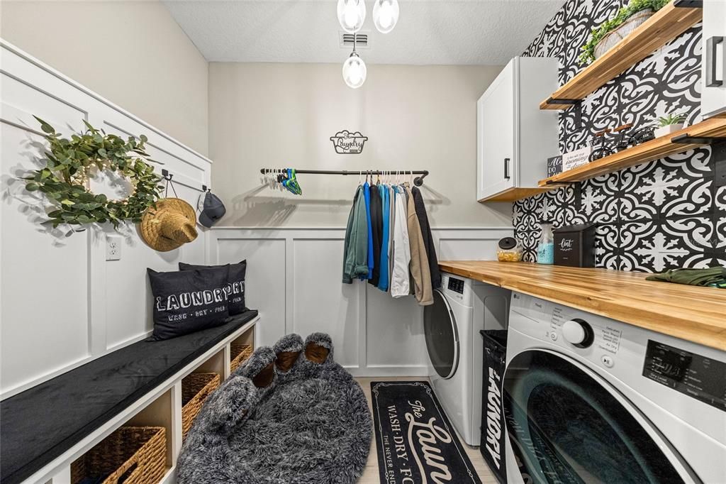 En Venta: $724,900 (5 camas, 4 baños, 3283 Pies cuadrados)