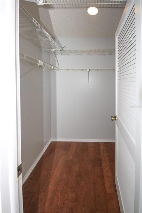 For Sale: $144,000 (2 beds, 2 baths, 1144 Square Feet)