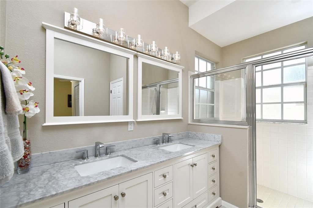 На продажу: $689,000 (3 спален, 3 ванн, 2387 Квадратных фут)