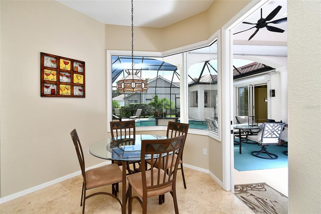 На продажу: $689,000 (3 спален, 3 ванн, 2387 Квадратных фут)