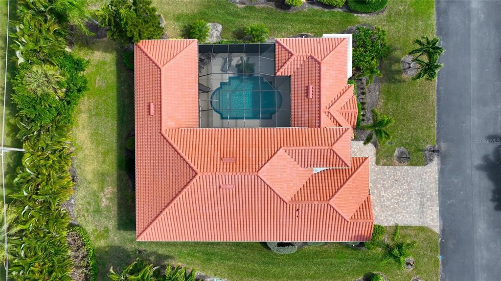 На продажу: $689,000 (3 спален, 3 ванн, 2387 Квадратных фут)