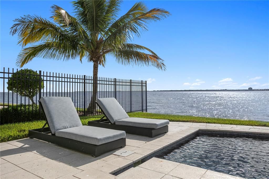 待售: $14,950,000 (5 贝兹, 8 浴室, 9646 平方英尺)