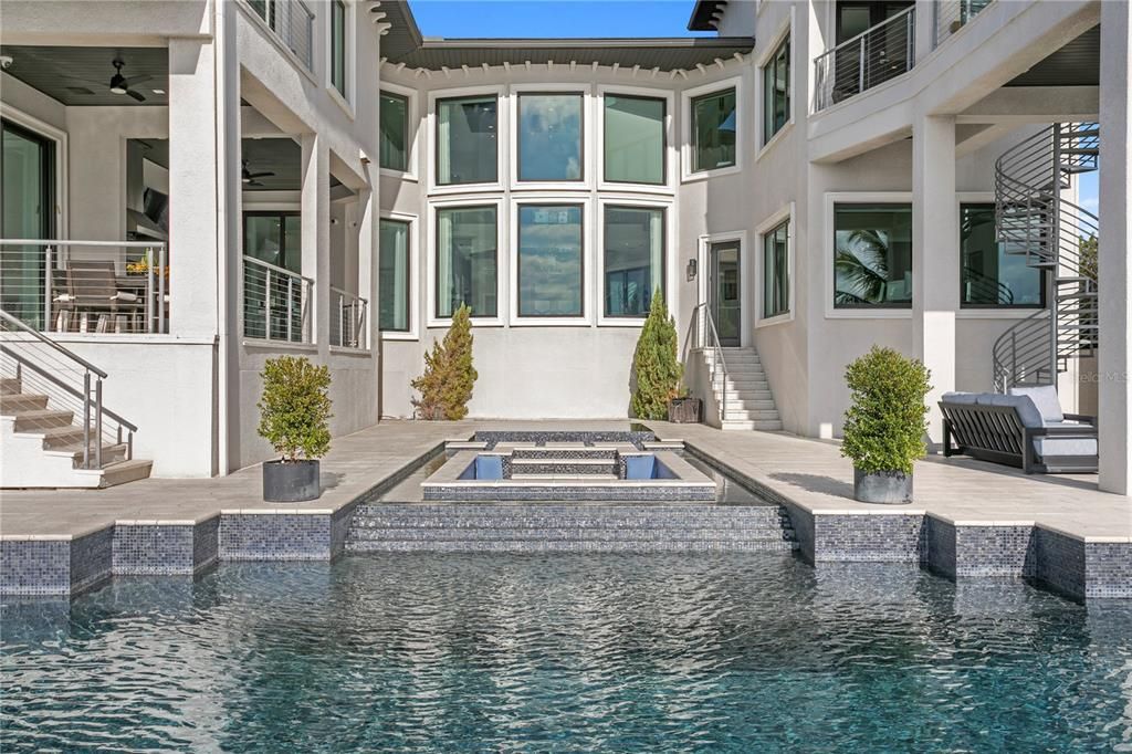 待售: $14,950,000 (5 贝兹, 8 浴室, 9646 平方英尺)