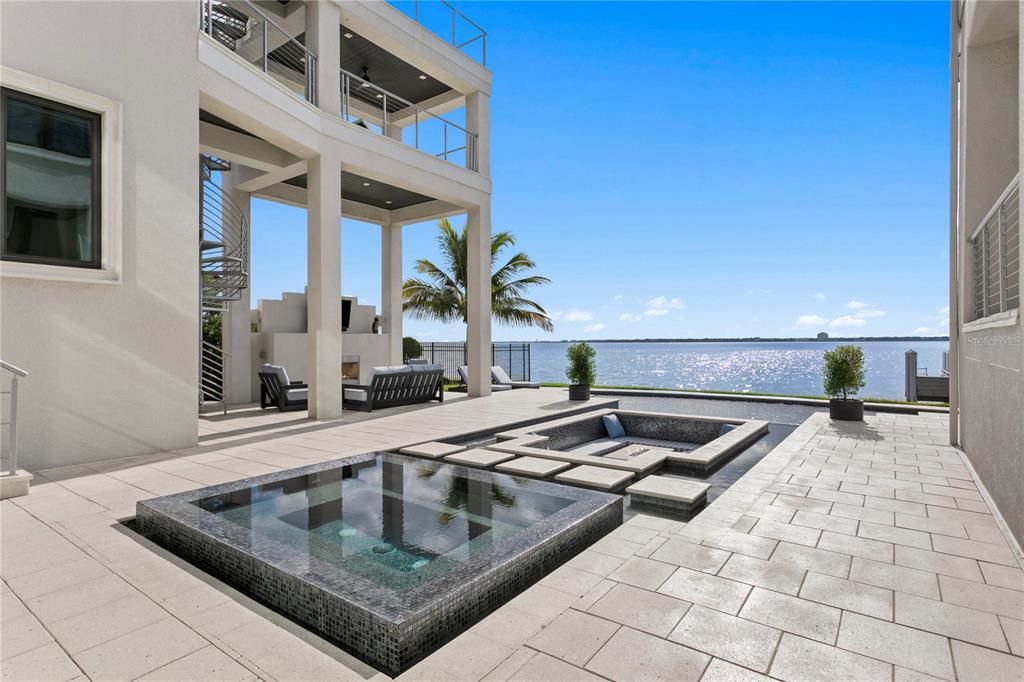 待售: $14,950,000 (5 贝兹, 8 浴室, 9646 平方英尺)