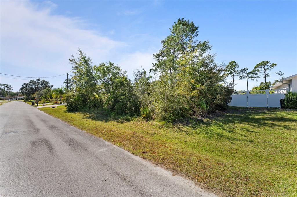 Activo con contrato: $70,000 (0.23 acres)