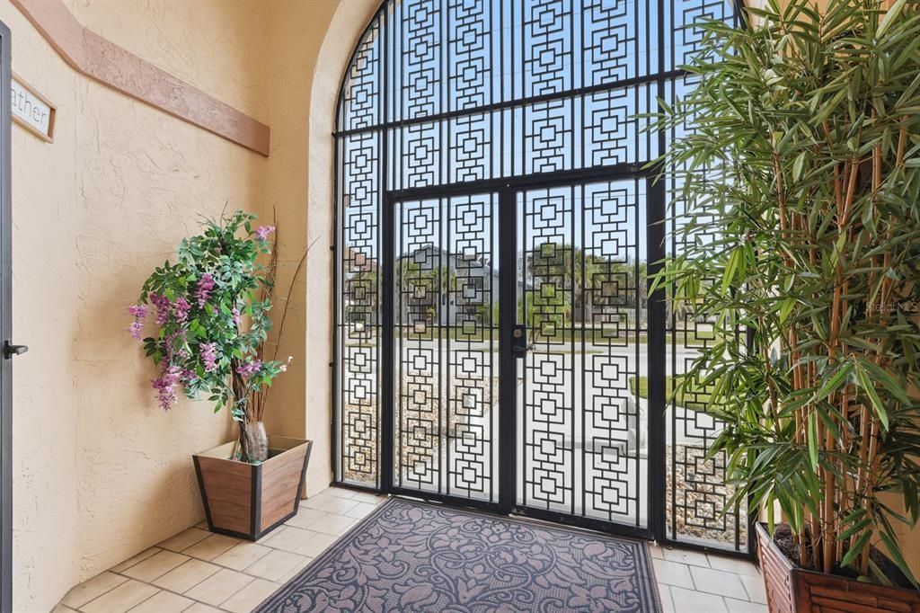 For Sale: $539,000 (3 beds, 2 baths, 2176 Square Feet)