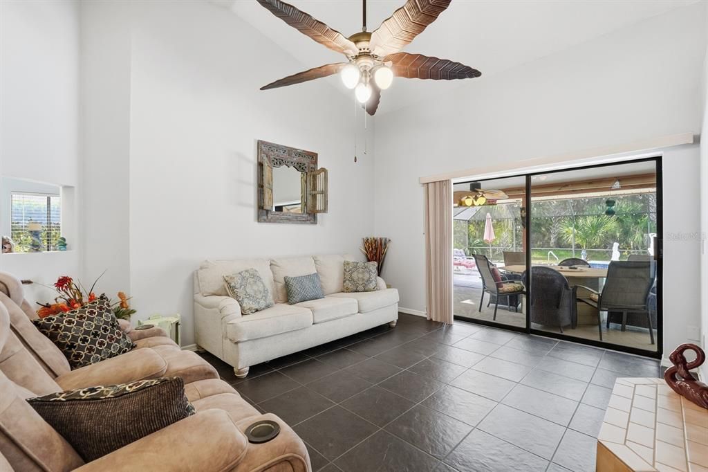 For Sale: $539,000 (3 beds, 2 baths, 2176 Square Feet)