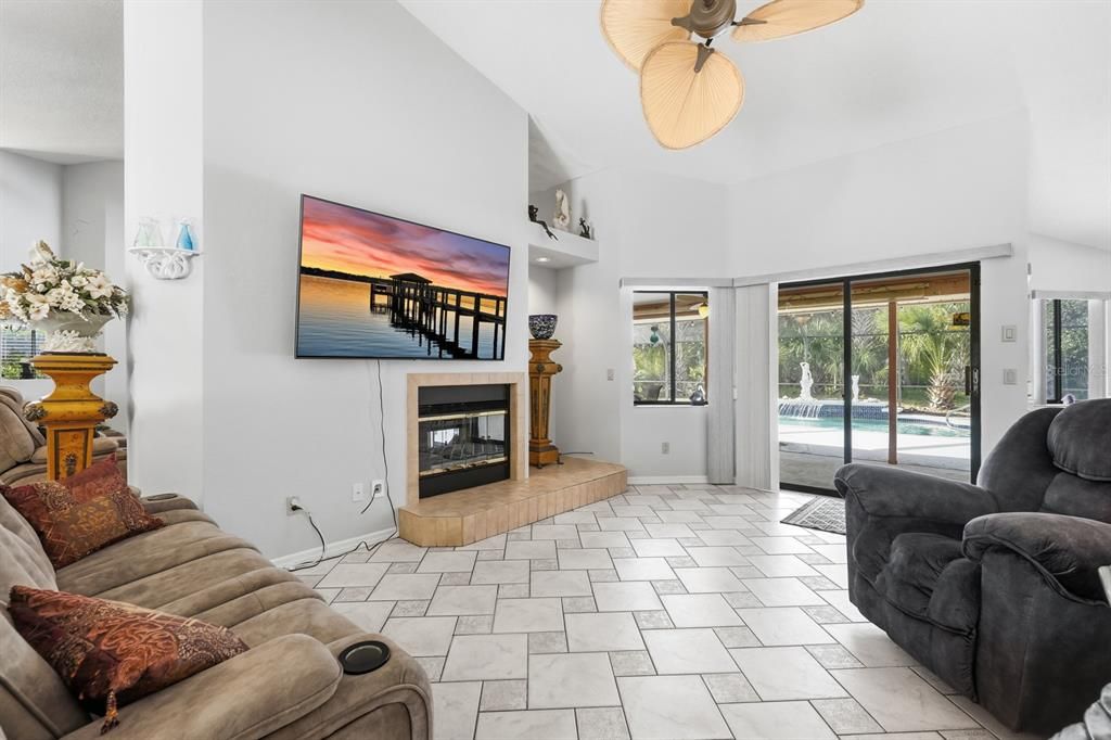 For Sale: $539,000 (3 beds, 2 baths, 2176 Square Feet)