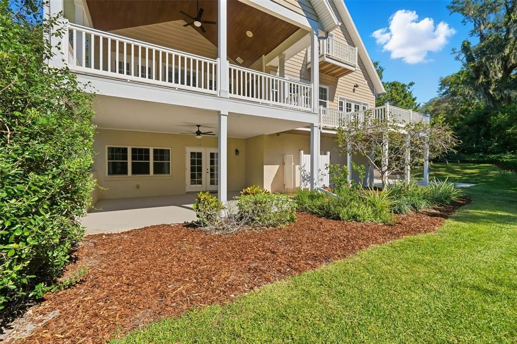 For Sale: $1,480,000 (4 beds, 4 baths, 4066 Square Feet)