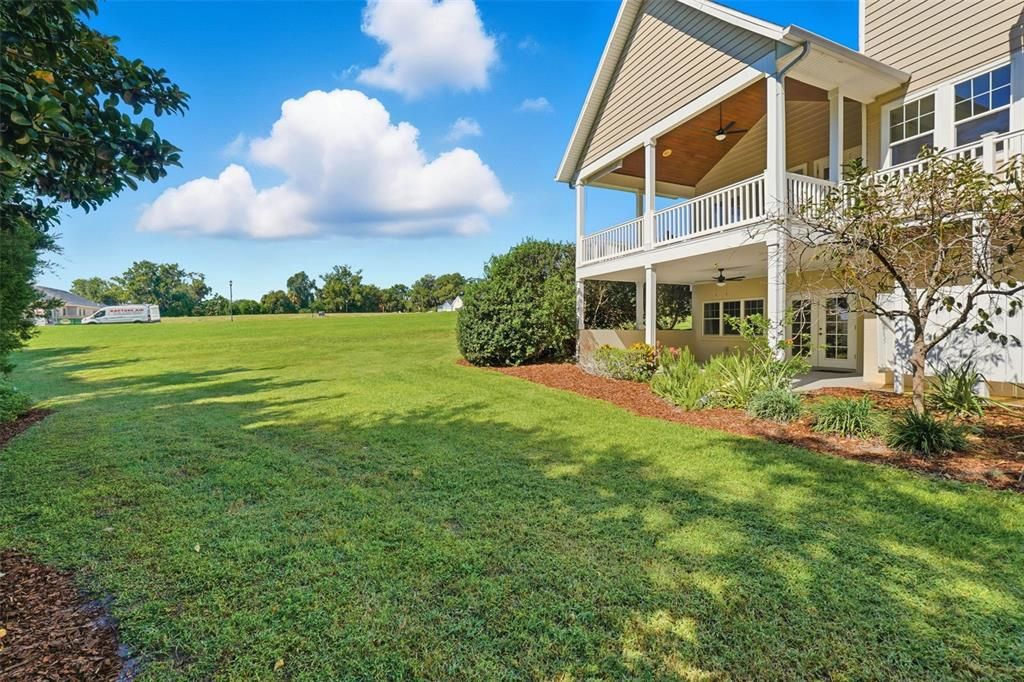 For Sale: $1,480,000 (4 beds, 4 baths, 4066 Square Feet)