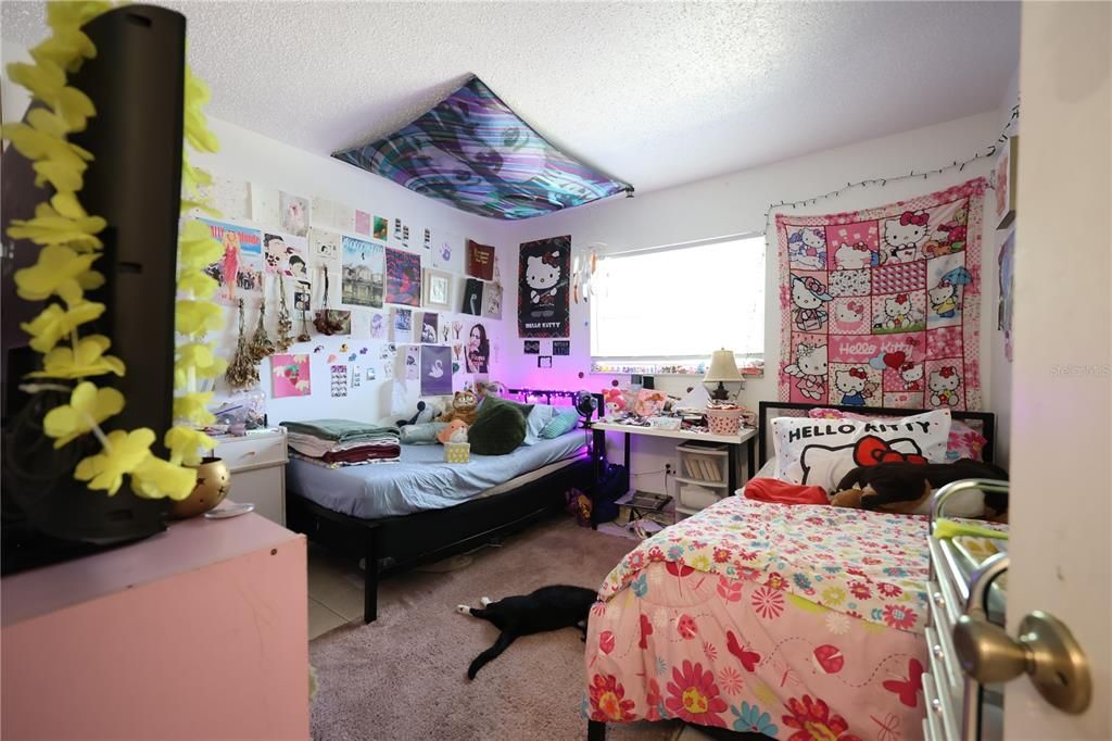 На продажу: $395,000 (4 спален, 0 ванн, 1592 Квадратных фут)