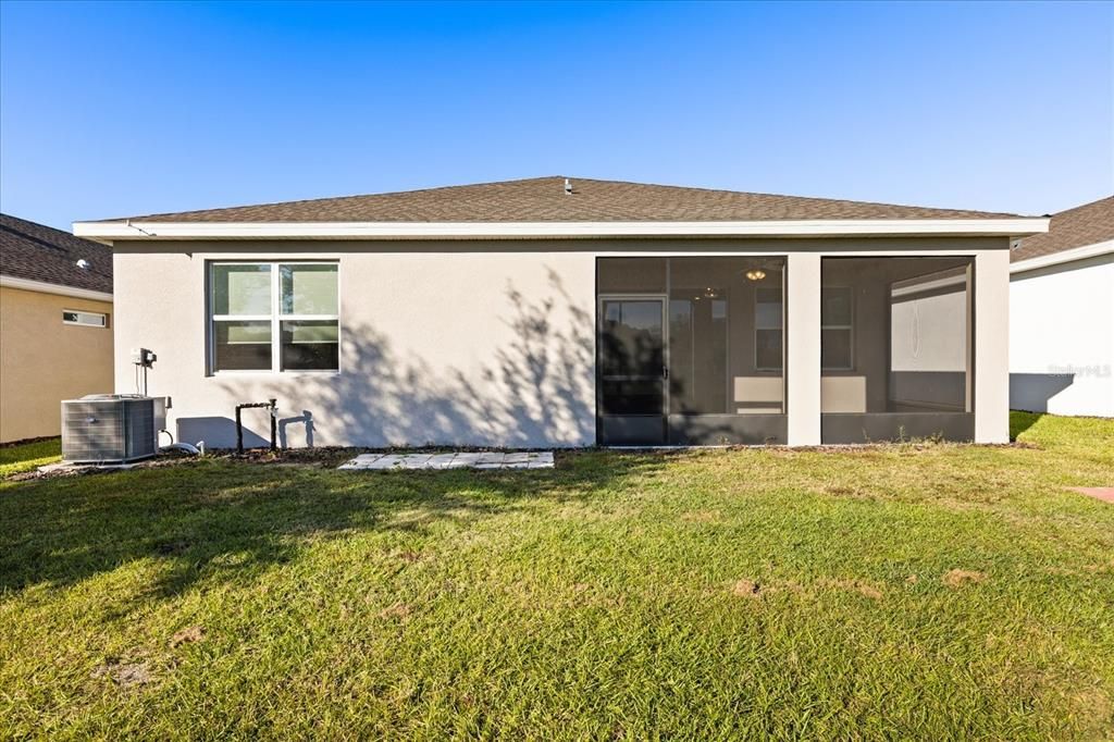 For Sale: $325,000 (3 beds, 2 baths, 1810 Square Feet)