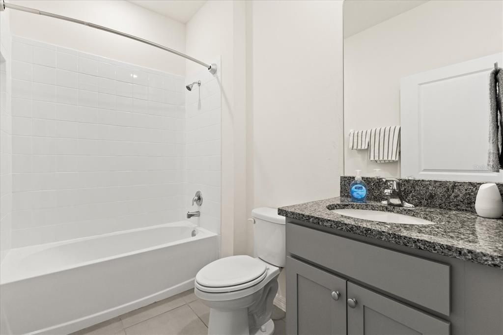 For Sale: $325,000 (3 beds, 2 baths, 1810 Square Feet)