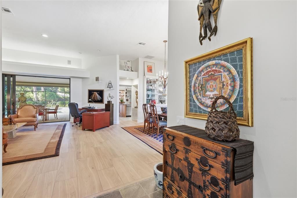 En Venta: $1,600,000 (4 camas, 3 baños, 3017 Pies cuadrados)