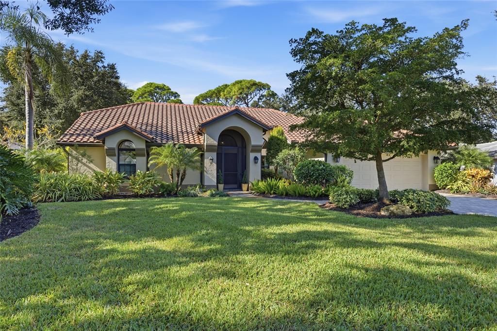 En Venta: $1,600,000 (4 camas, 3 baños, 3017 Pies cuadrados)