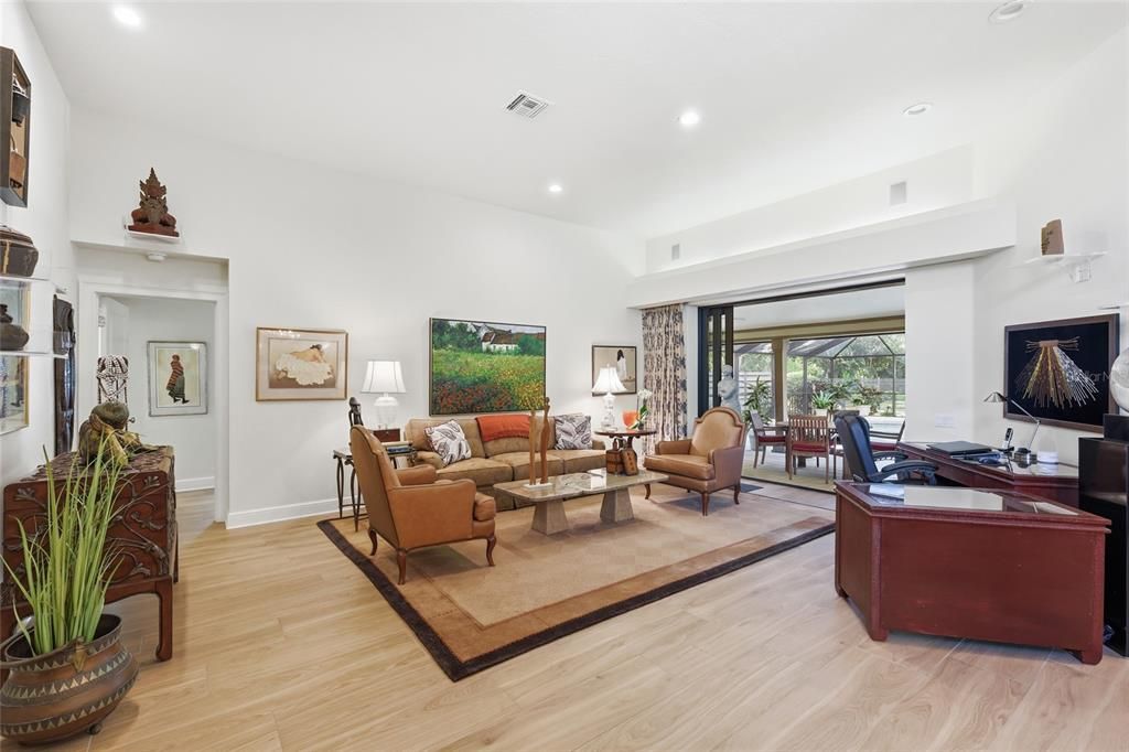 En Venta: $1,600,000 (4 camas, 3 baños, 3017 Pies cuadrados)