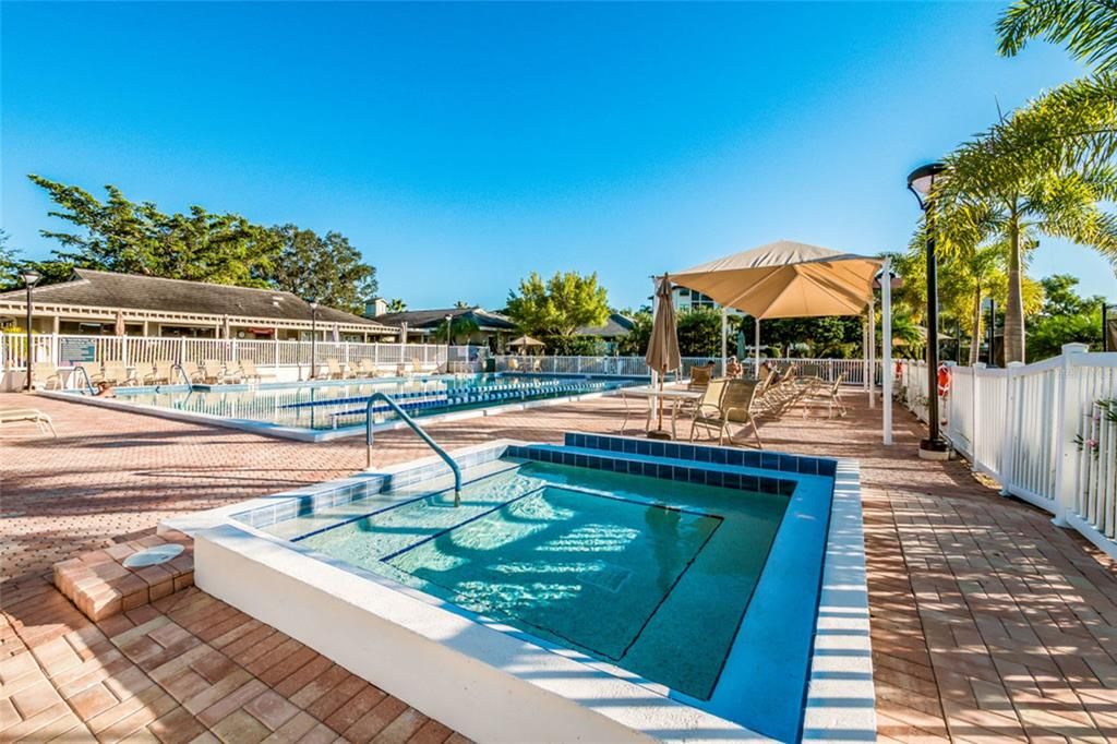 En Venta: $1,600,000 (4 camas, 3 baños, 3017 Pies cuadrados)