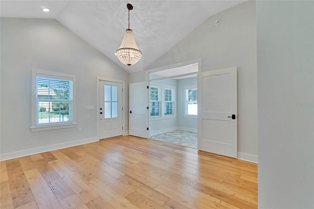 Active With Contract: $550,000 (3 beds, 2 baths, 1511 Square Feet)