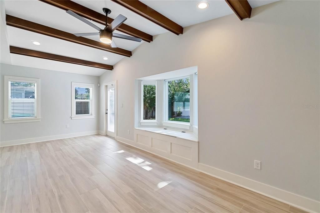 Active With Contract: $550,000 (3 beds, 2 baths, 1511 Square Feet)