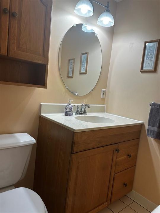 Active With Contract: $149,900 (2 beds, 2 baths, 1168 Square Feet)