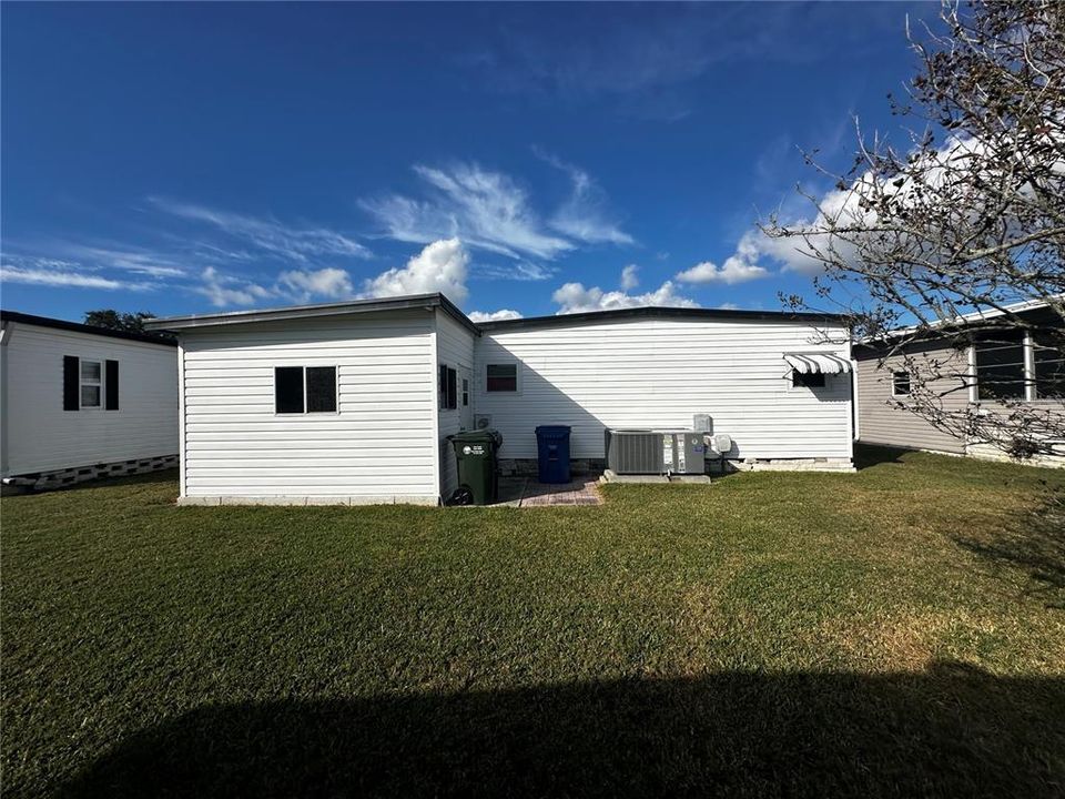 Active With Contract: $149,900 (2 beds, 2 baths, 1168 Square Feet)