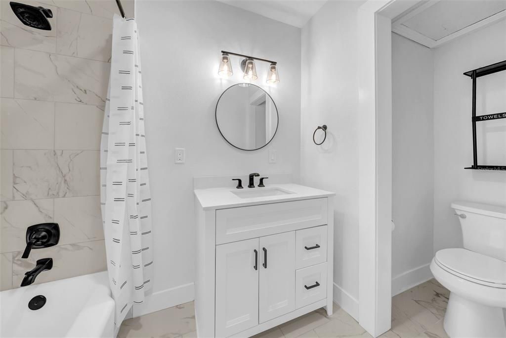 For Sale: $500,000 (2 beds, 2 baths, 1292 Square Feet)