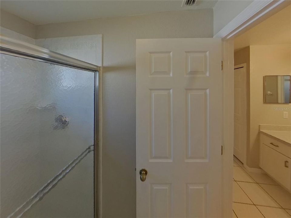 For Rent: $2,099 (3 beds, 2 baths, 1628 Square Feet)