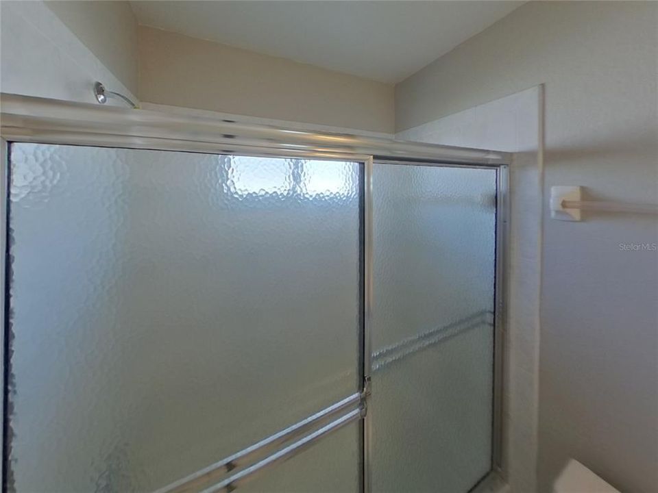 For Rent: $2,099 (3 beds, 2 baths, 1628 Square Feet)