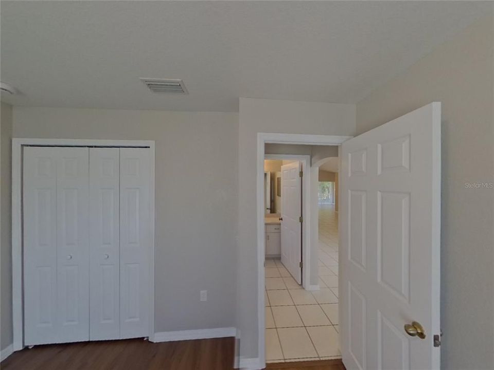 For Rent: $2,099 (3 beds, 2 baths, 1628 Square Feet)