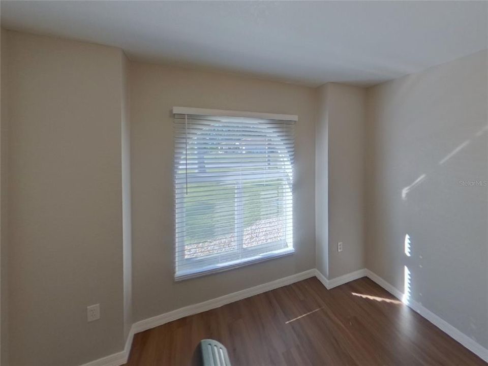 For Rent: $2,099 (3 beds, 2 baths, 1628 Square Feet)