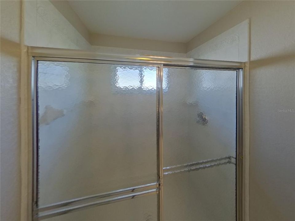 For Rent: $2,099 (3 beds, 2 baths, 1628 Square Feet)