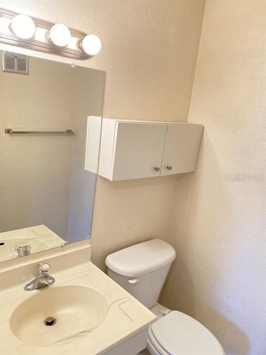 出租: $1,650 (2 贝兹, 1 浴室, 1135 平方英尺)