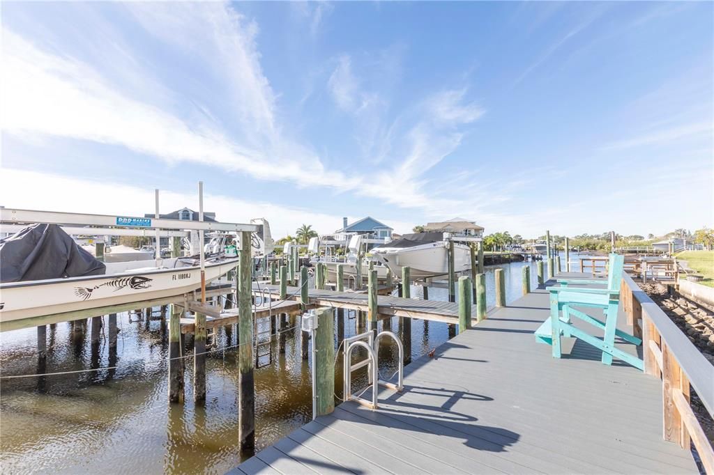 待售: $269,900 (2 贝兹, 2 浴室, 874 平方英尺)