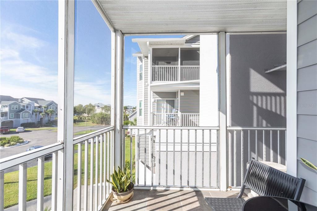 待售: $269,900 (2 贝兹, 2 浴室, 874 平方英尺)