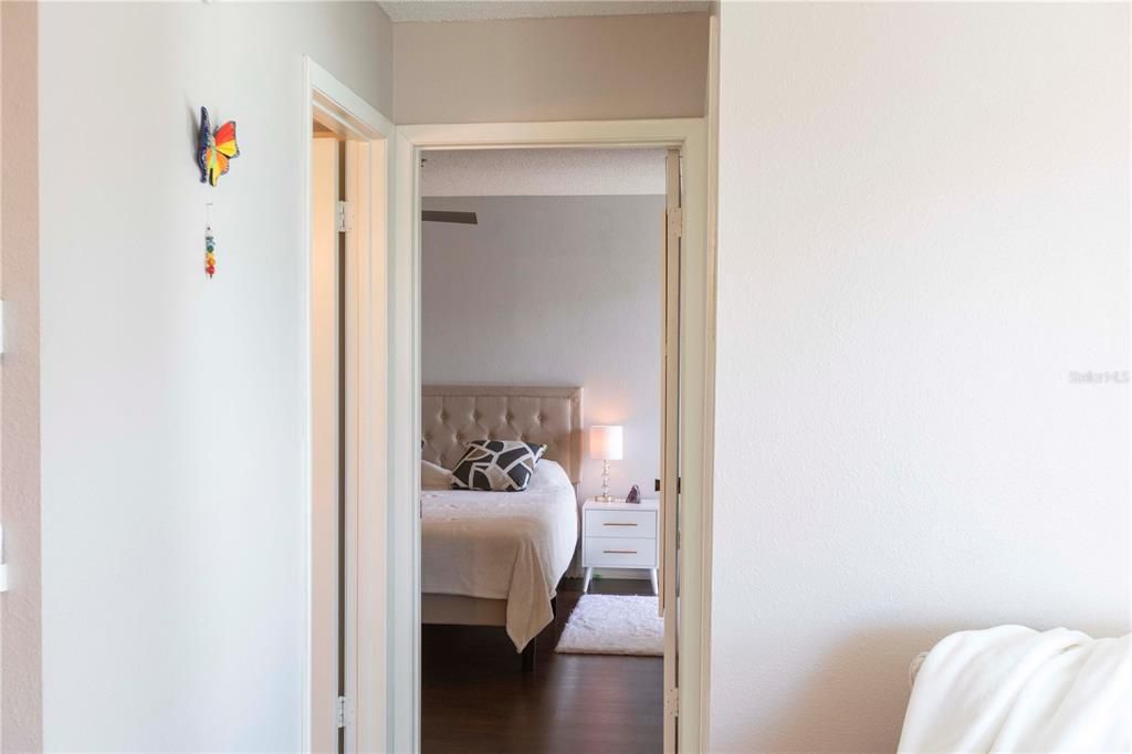 待售: $269,900 (2 贝兹, 2 浴室, 874 平方英尺)