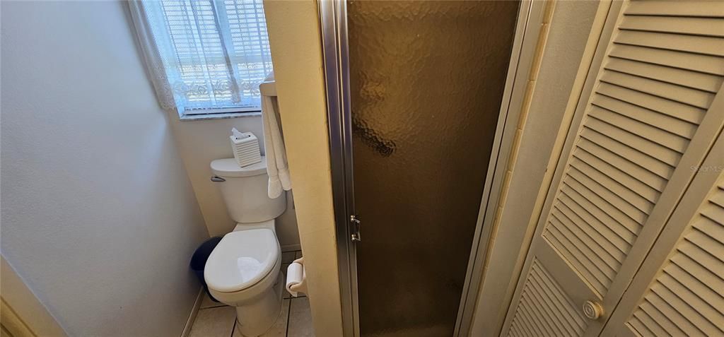 待售: $219,900 (2 贝兹, 2 浴室, 1048 平方英尺)