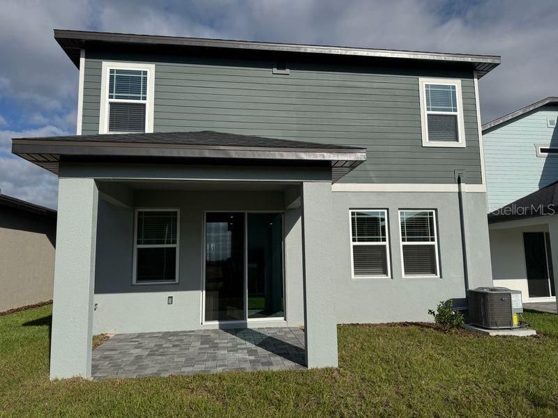 В аренду: $2,700 (4 спален, 2 ванн, 2082 Квадратных фут)