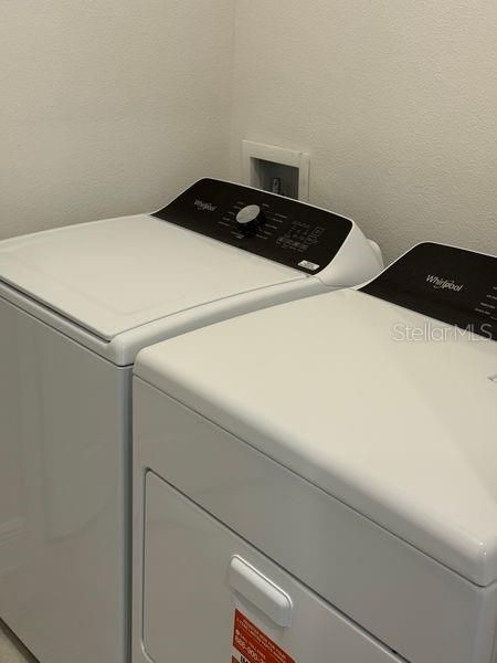 В аренду: $2,700 (4 спален, 2 ванн, 2082 Квадратных фут)