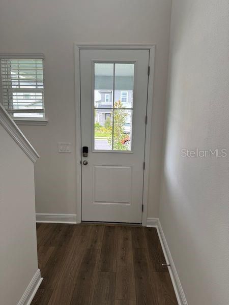 В аренду: $2,700 (4 спален, 2 ванн, 2082 Квадратных фут)