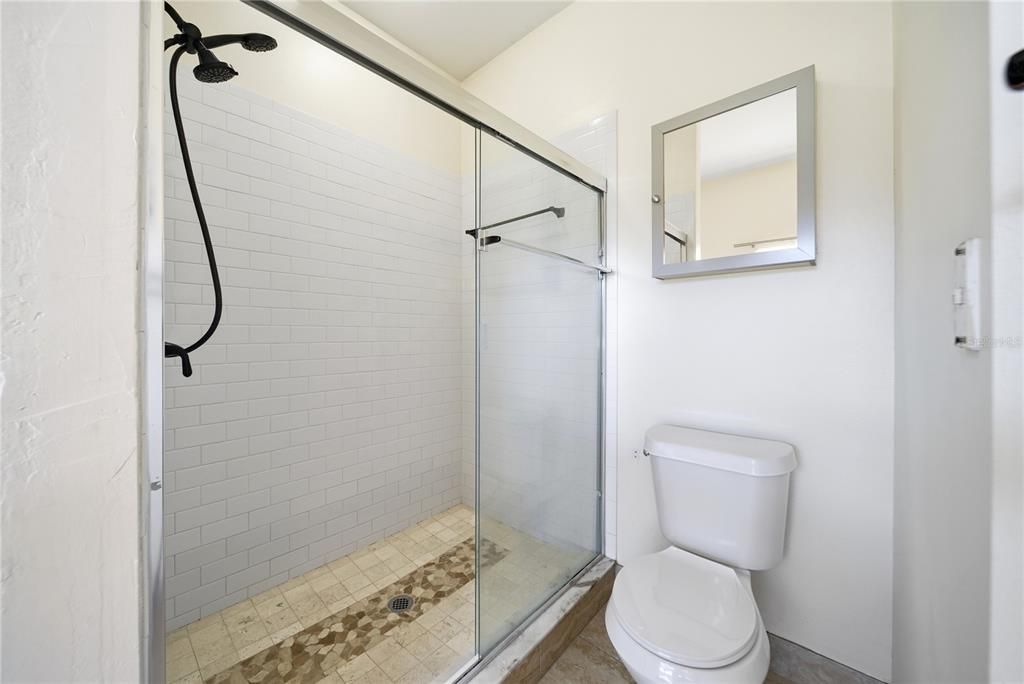 For Sale: $399,000 (3 beds, 2 baths, 1592 Square Feet)