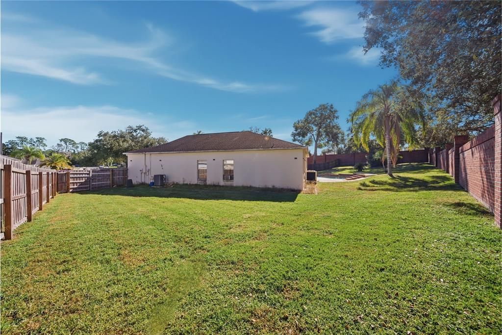 For Sale: $399,000 (3 beds, 2 baths, 1592 Square Feet)