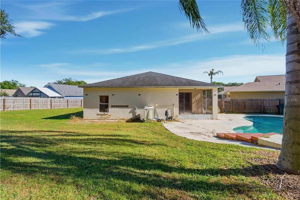 For Sale: $399,000 (3 beds, 2 baths, 1592 Square Feet)