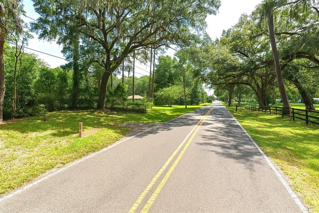 合同活跃: $125,000 (2 贝兹, 1 浴室, 912 平方英尺)