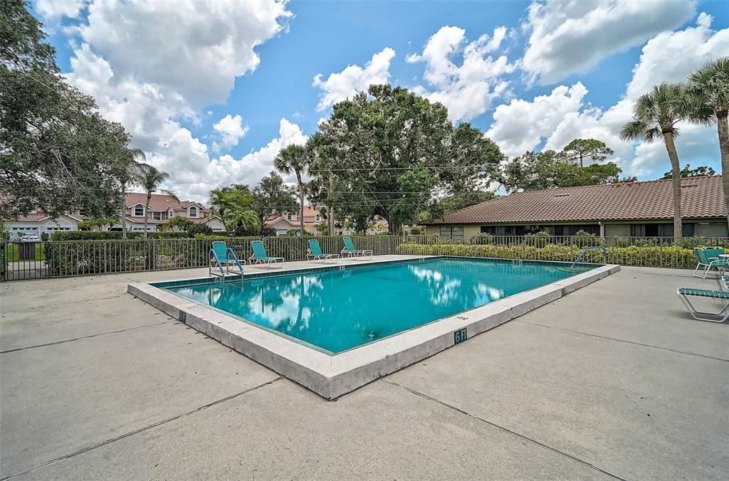 En Venta: $415,900 (3 camas, 2 baños, 1561 Pies cuadrados)